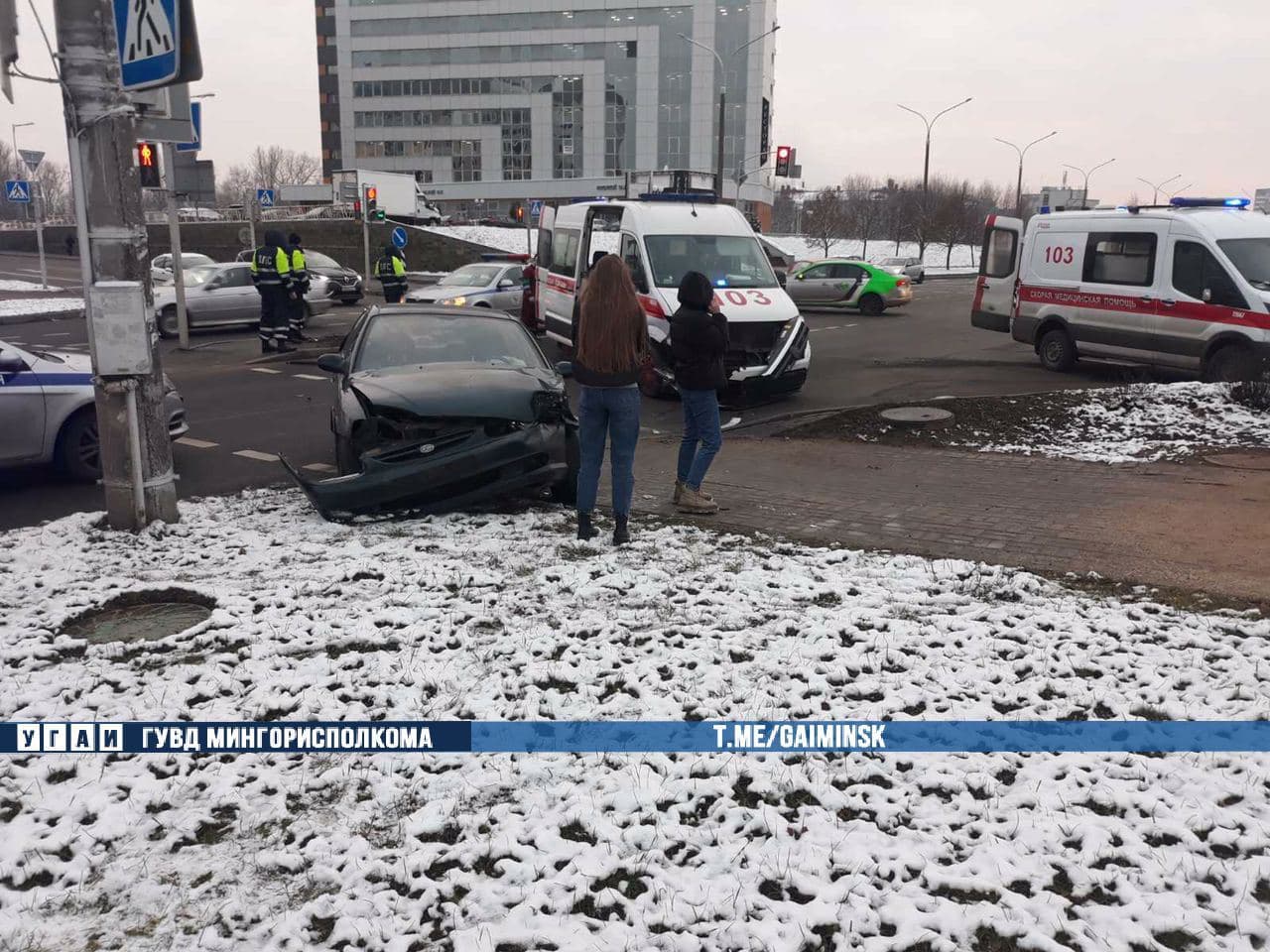 Скорая помощь и KIA столкнулись в Минске