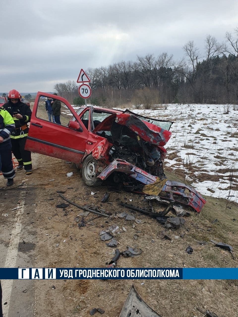 Новорожденный ребенок и двое взрослых погибли в ДТП под Волковыском