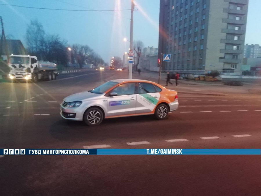На улице Ваупшасова в Минске под колеса авто попал пешеход