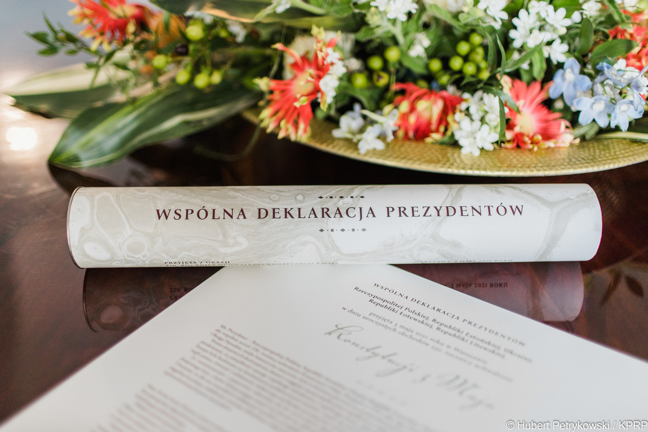Президенты стран Балтии, Польши, Украины подписали совместную декларацию и вспомнили Беларусь