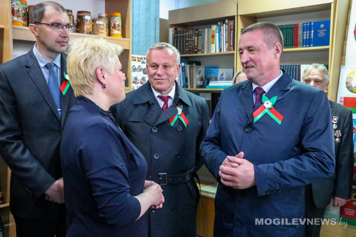 В Могилеве открыли первый в Беларуси магазин госсимволики