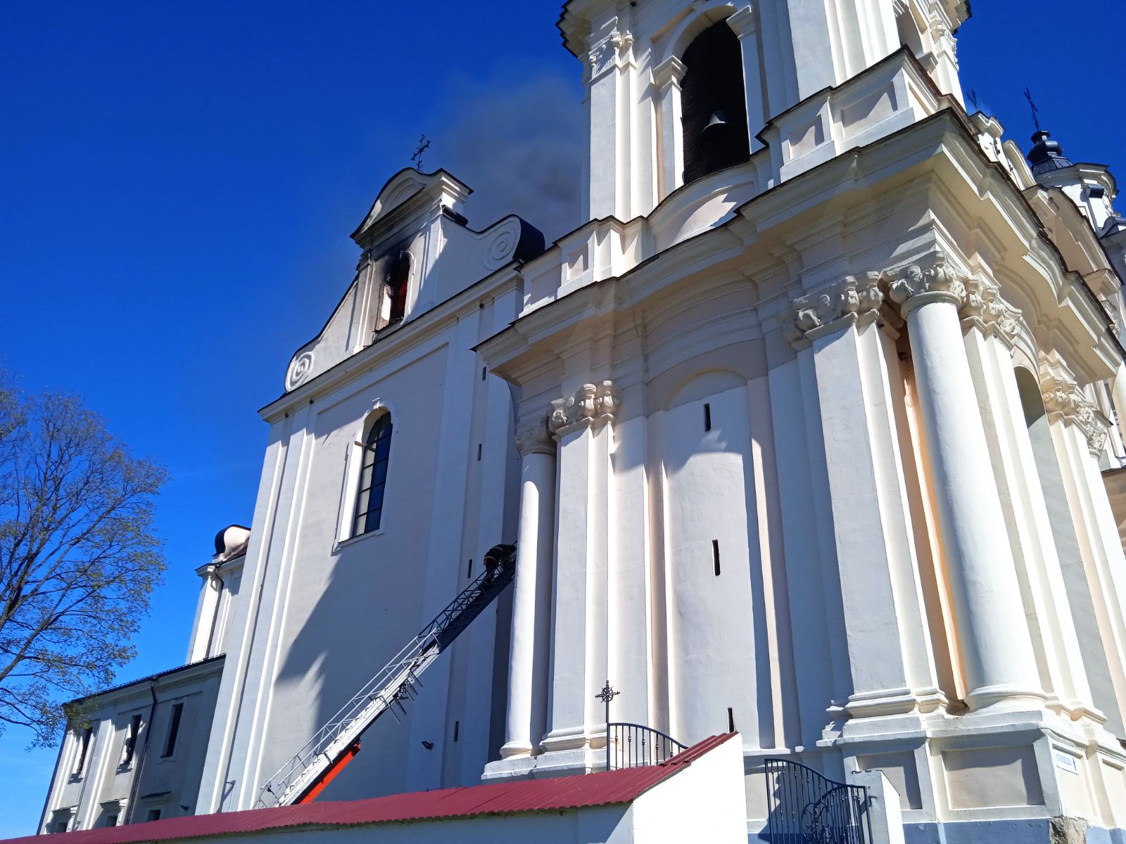 Пожар в Будславском костеле ликвидирован