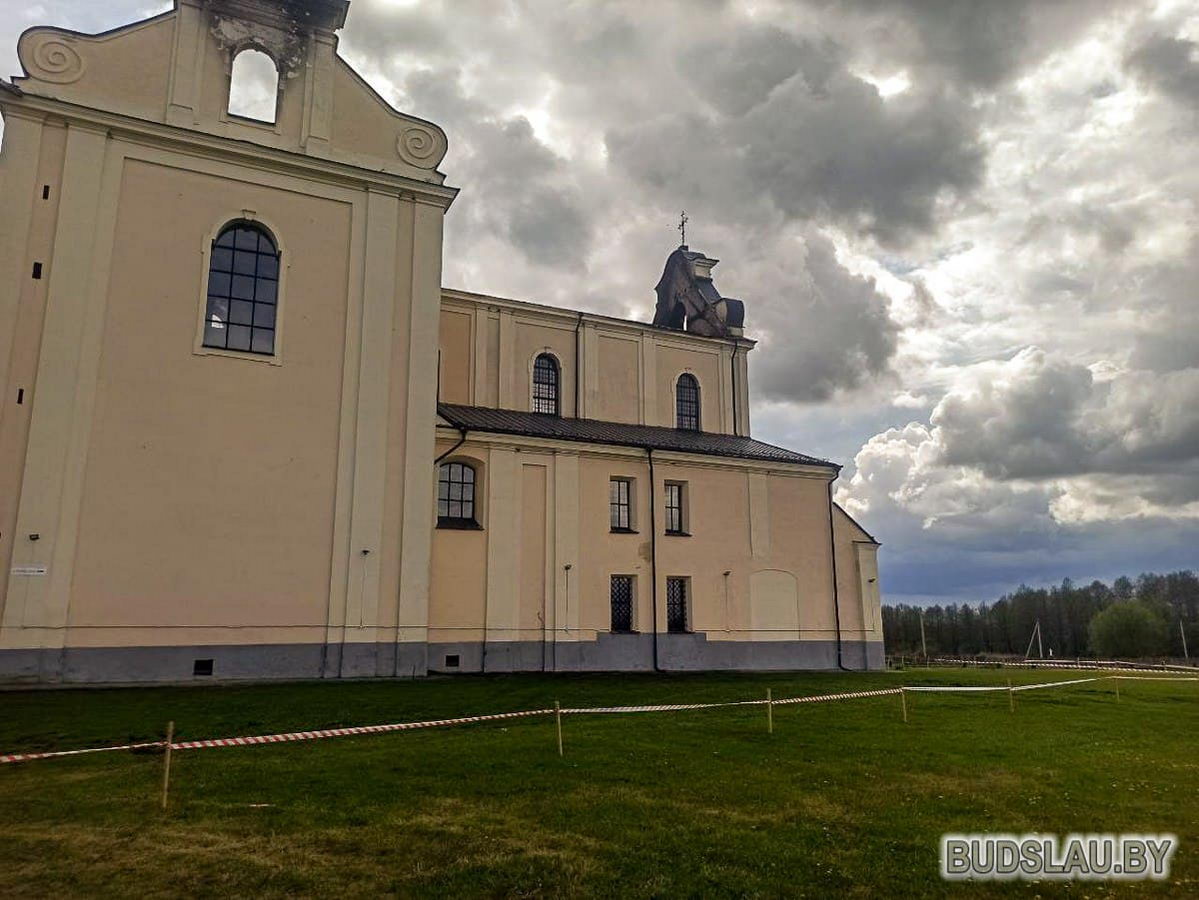 На восстановление костела в Будславе собрано более 325 тысяч рублей