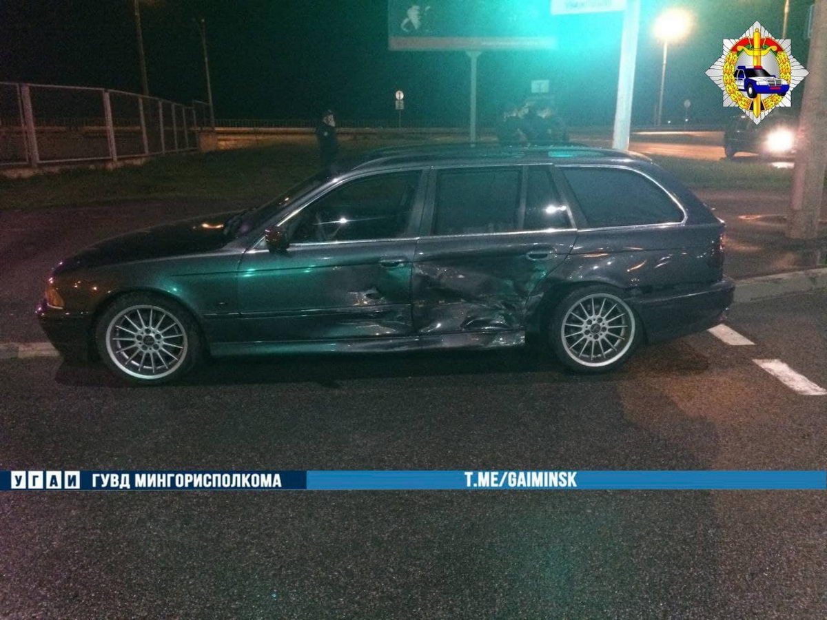 В Минске милицейское авто столкнулось с BMW