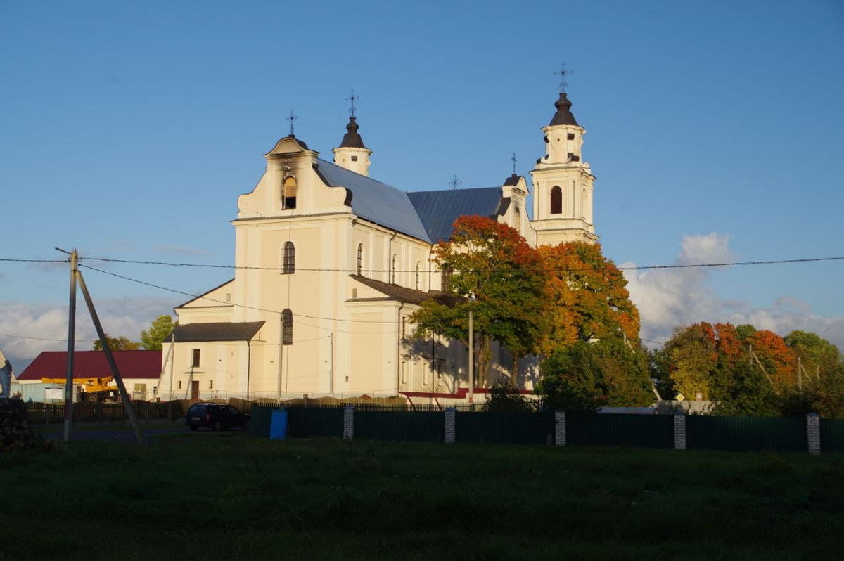 Крышу костела в Будславе восстановили на 70% - фотофакт