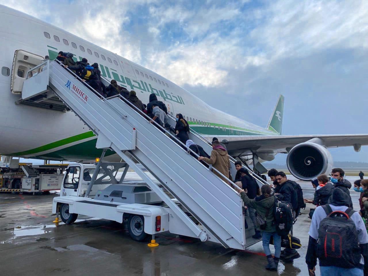 Самолет с мигрантами вылетел из Минска в Багдад - фотофакт