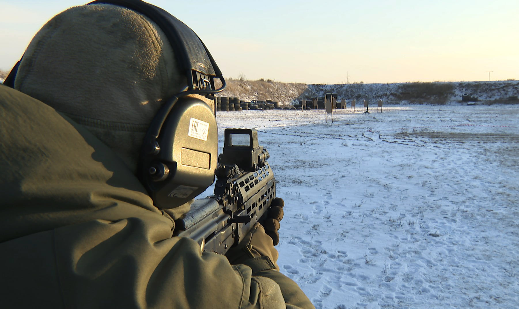 Беларусская армия испытала отечественные автомат и винтовку
