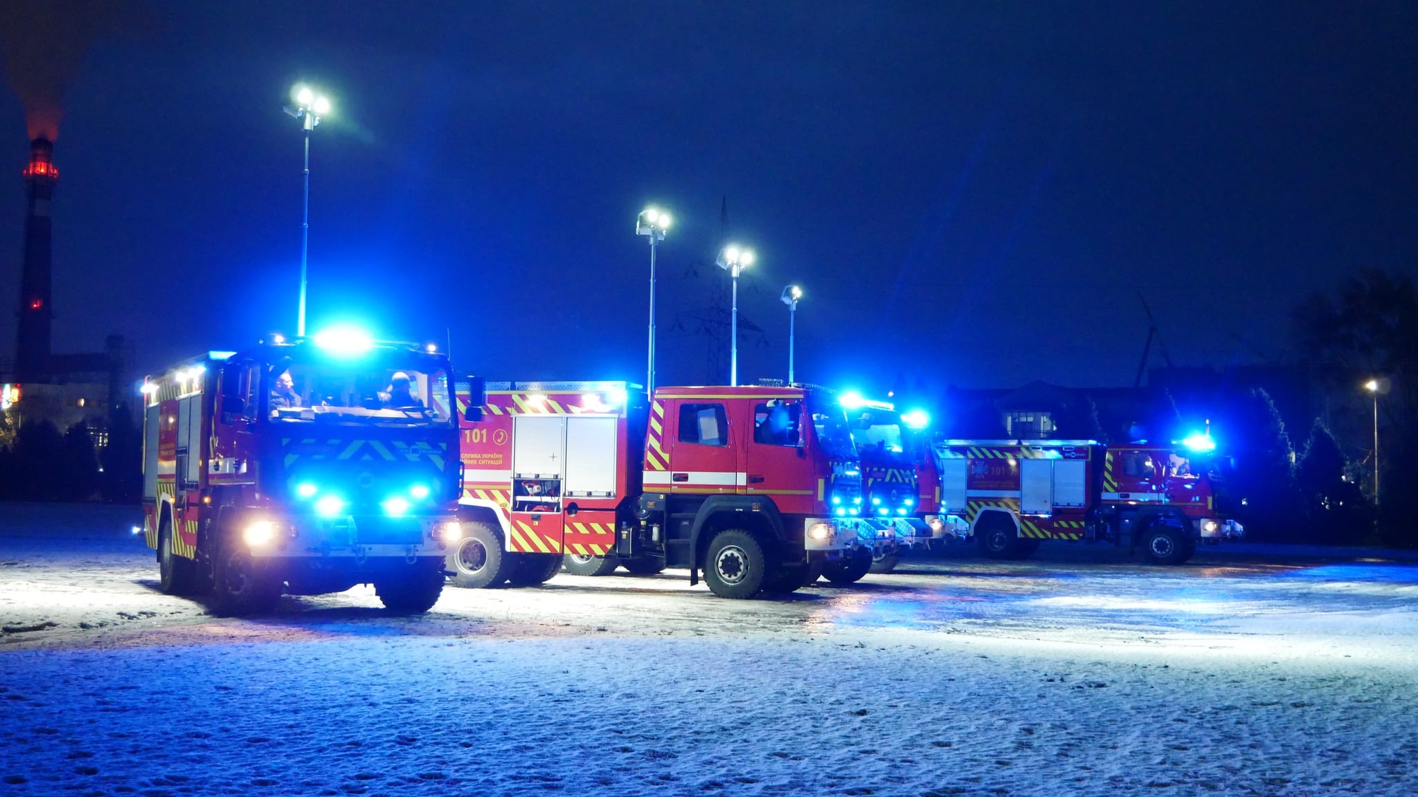ГСЧС Украины получила пожарные цистерны на шасси МАЗ