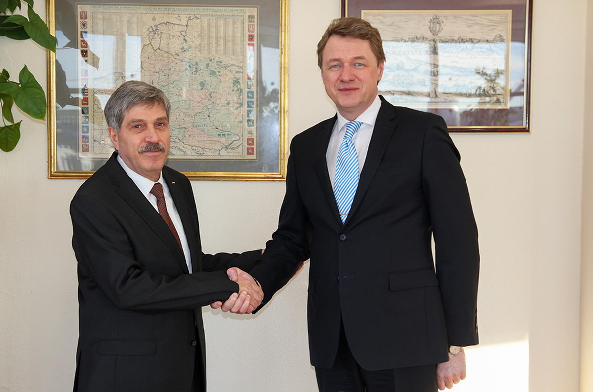 Посол Палестины завершает дипмиссию в Беларуси