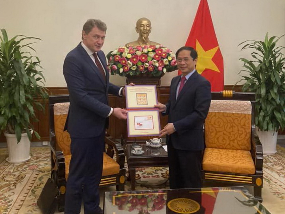 Беларусь и Вьетнам готовы активизировать политические контакты