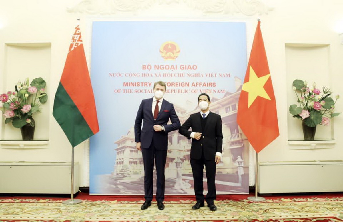 Беларусь и Вьетнам готовы активизировать политические контакты