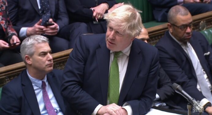 Великобритания вводит санкции против Тимченко, Ротенбергов и пяти российских банков