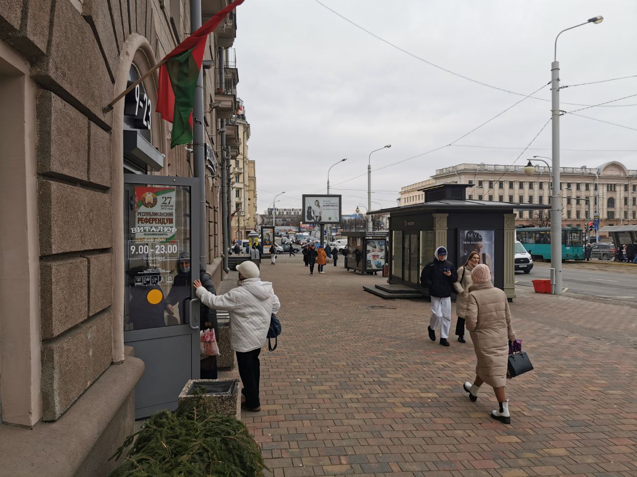 Фотоэтюд в серых тонах: Минск накануне референдума и в первые дни вторжения России в Украину