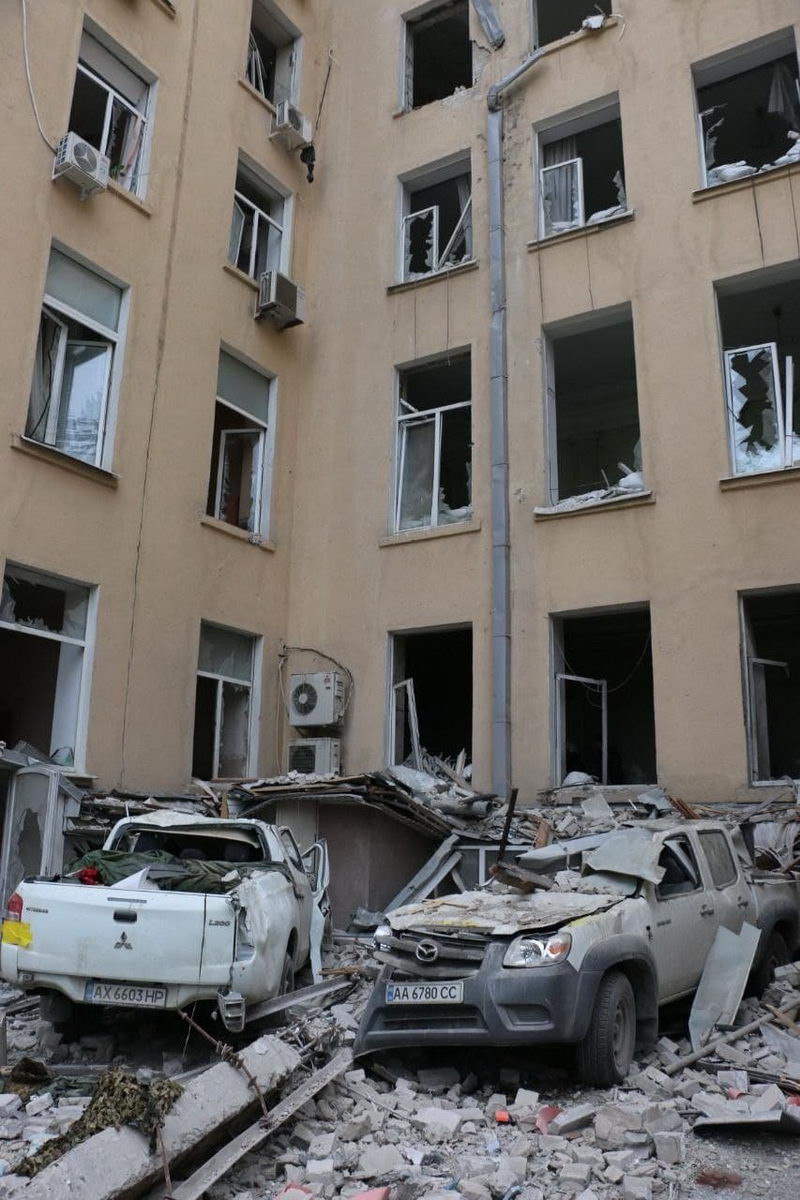 В результате российского авиаудара по жилому дому в Харькове погибли 8 человек
