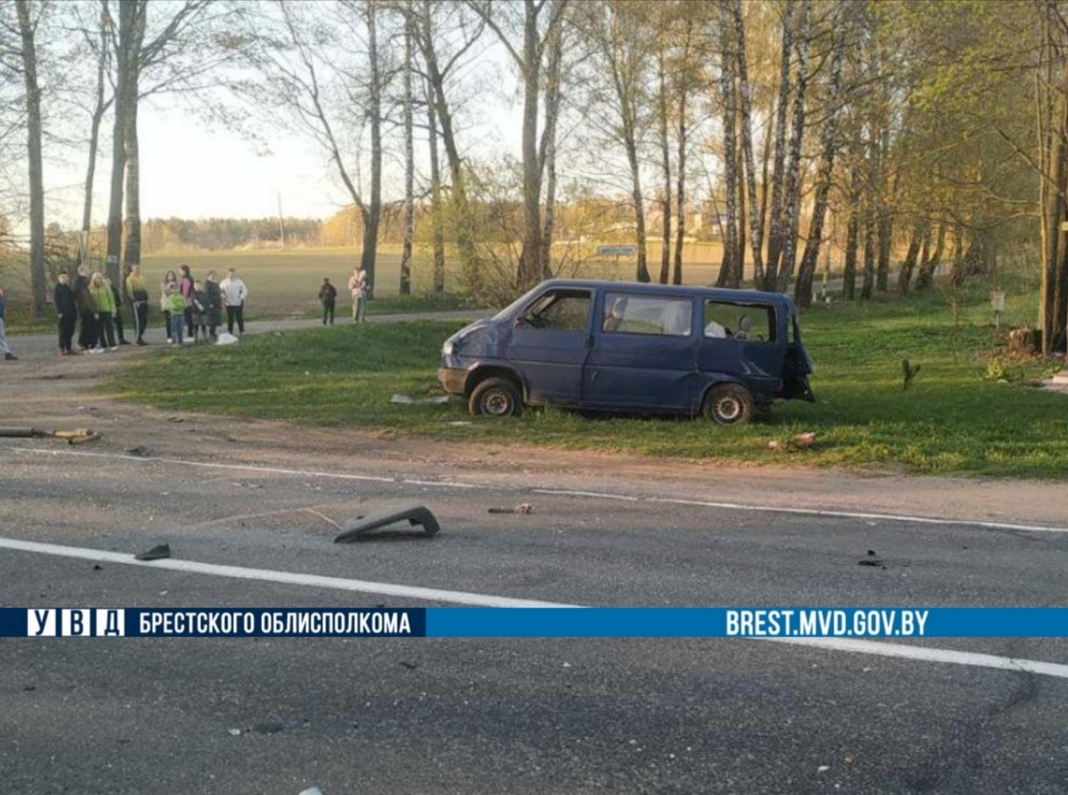 Автомобиль ГАИ попал в ДТП в Ляховичском районе