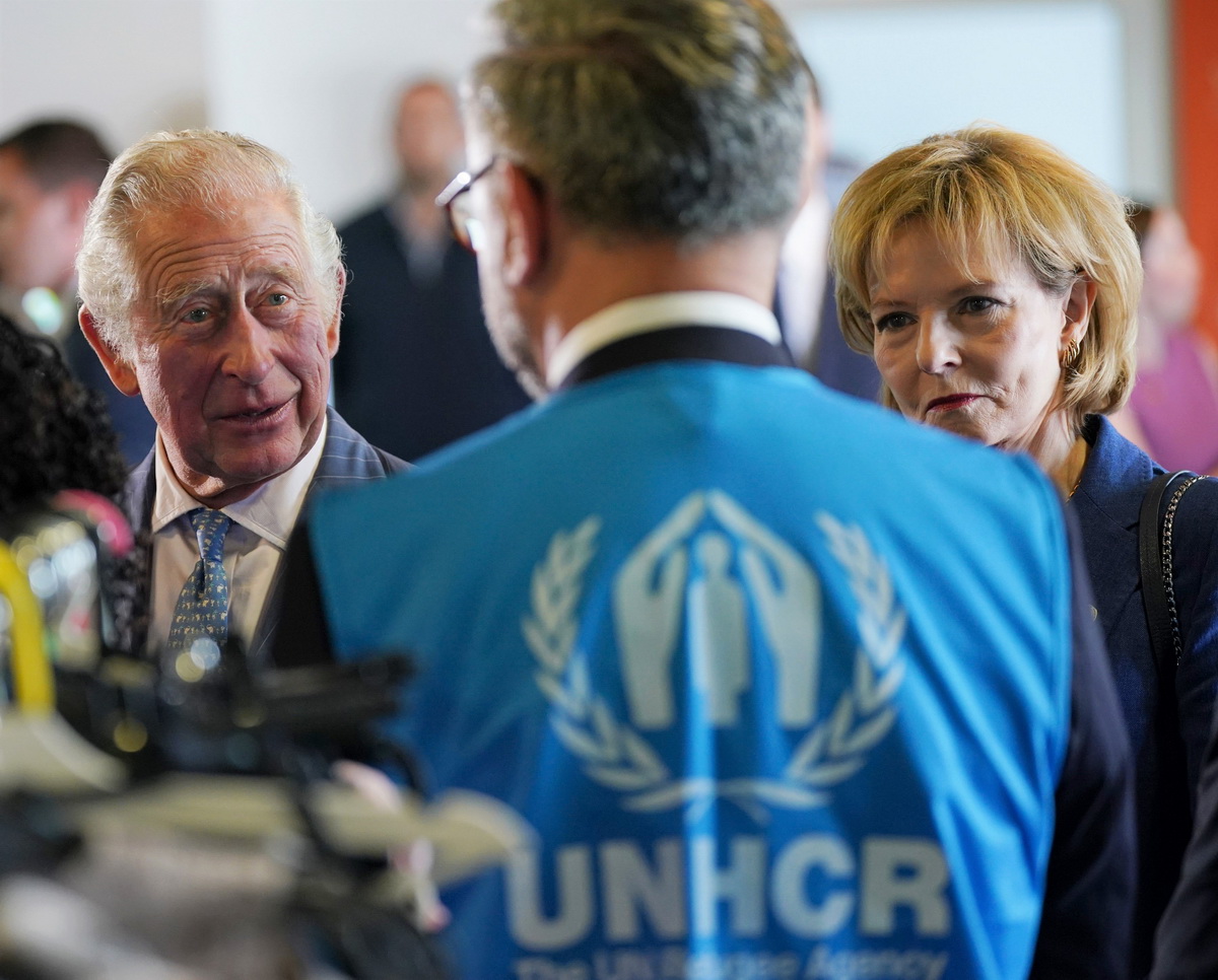 Принц Чарльз посетил центр для украинских беженцев в Румынии