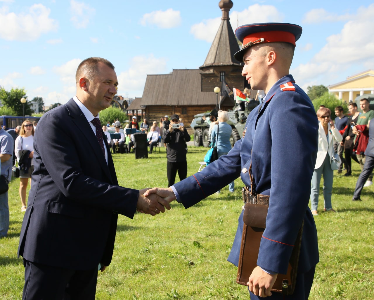 Милиция на "Славянском базаре" превратилась в зверей