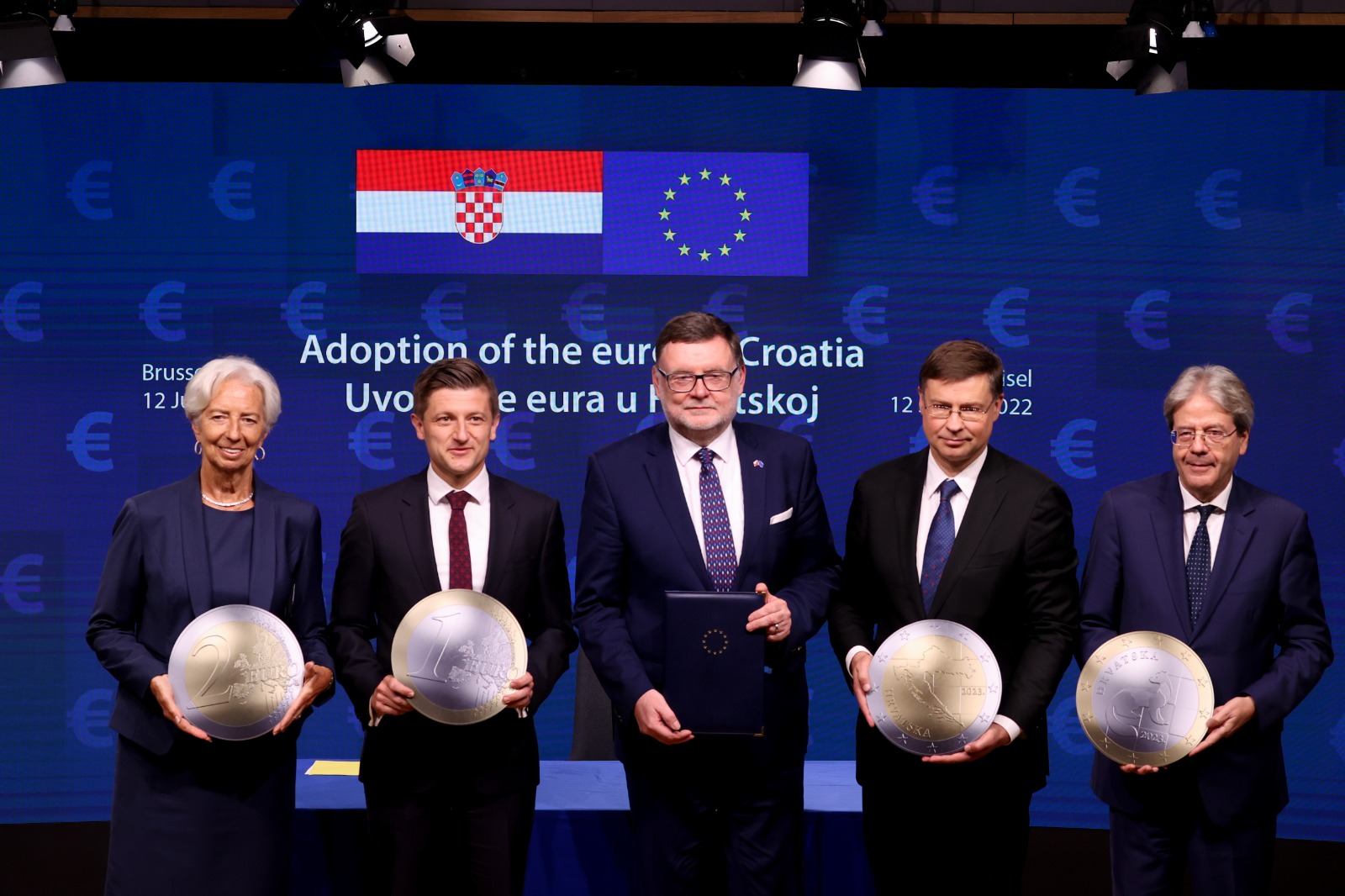 Хорватия вступит в еврозону с 1 января 2023 года