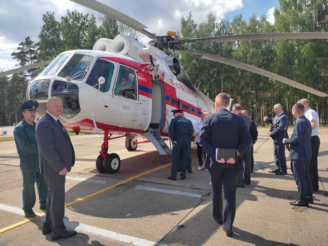 Кухарев с вертолета нашел участки для строительства жилья в Минске