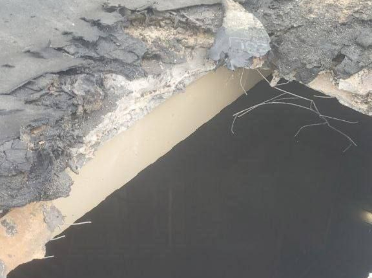 Российские оккупационные власти сообщают о пробитой крыше спецкорпуса ЗАЭС