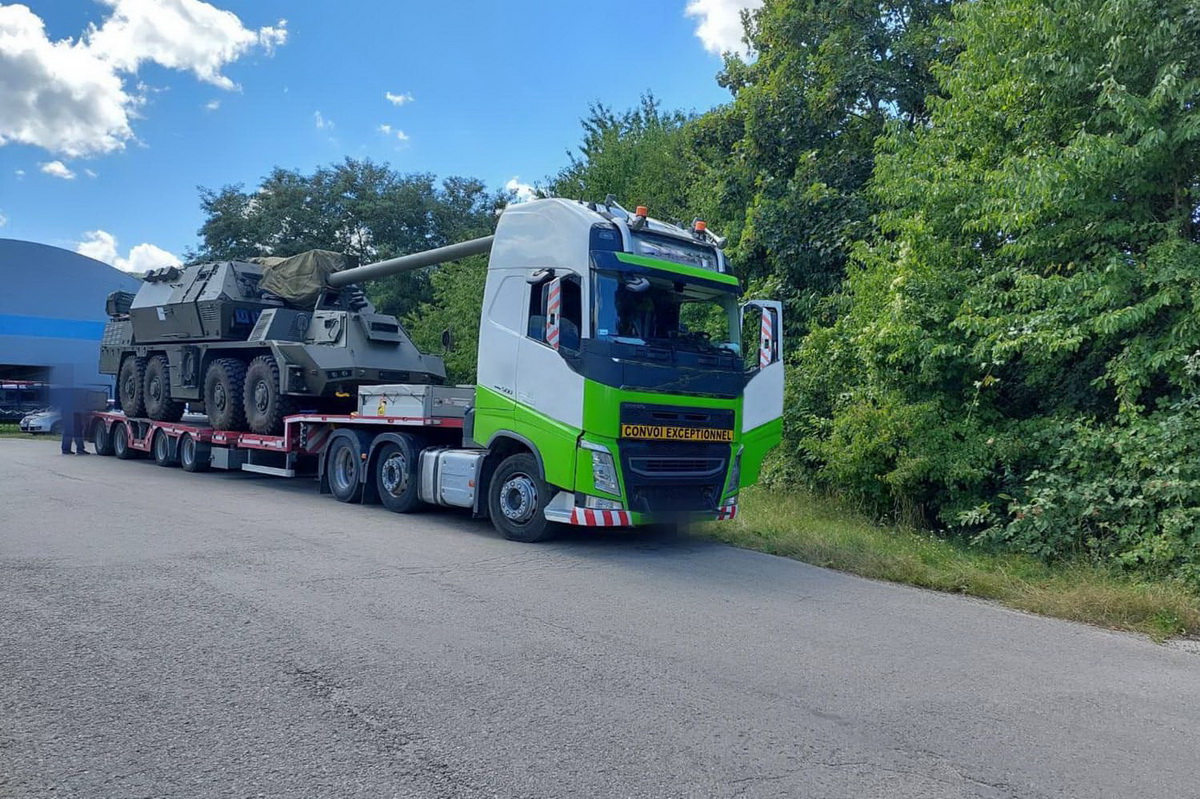 В Украину прибыли артиллерийские установки из Словакии
