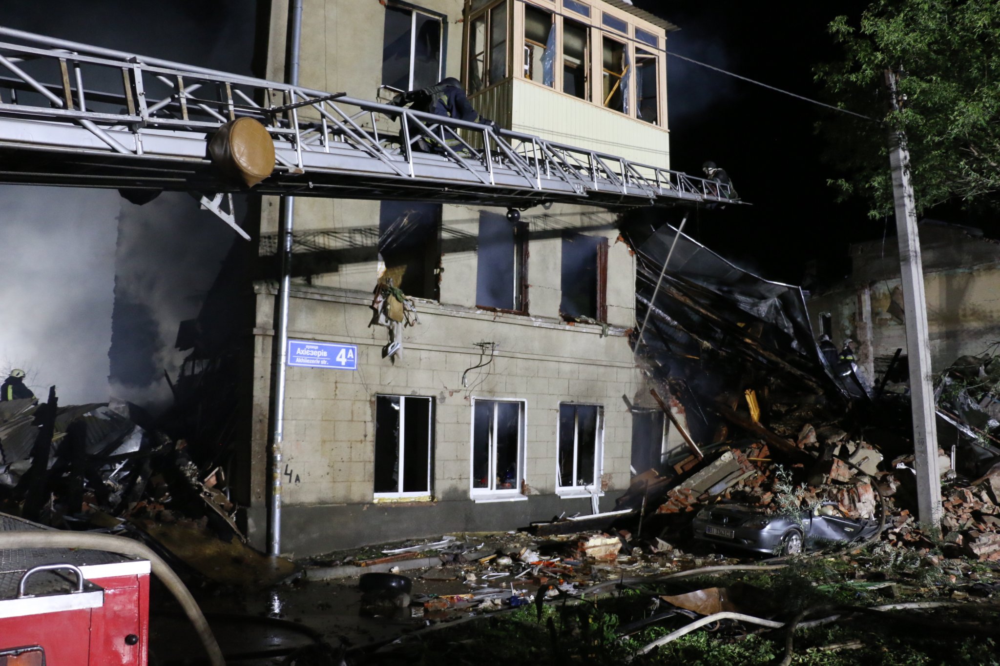 Число жертв ударов по Харькову выросло до 9
