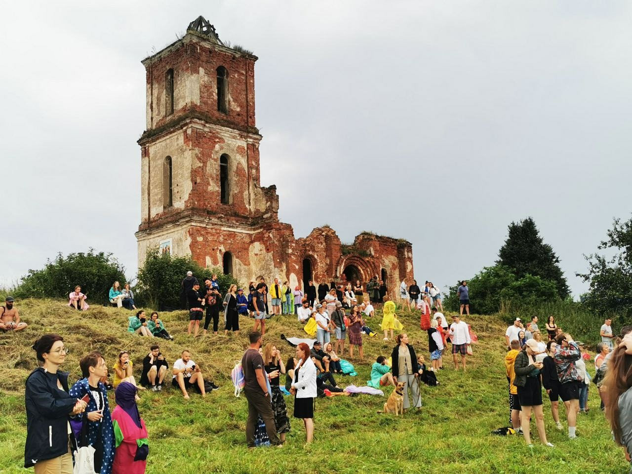 Как проходит фестиваль SPRAVA в деревне Белая Церковь - фоторепортаж