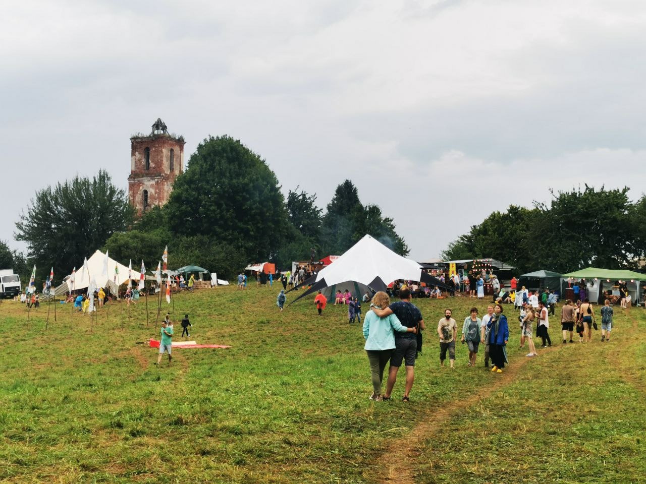 Как проходит фестиваль SPRAVA в деревне Белая Церковь - фоторепортаж