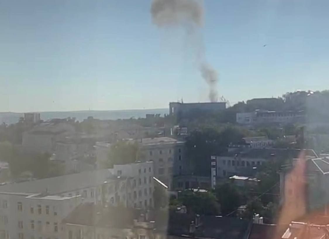 Беспилотник атаковал штаб Черноморского флота в Севастополе