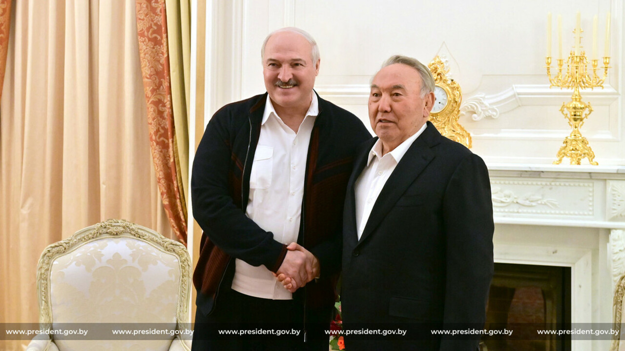 Лукашенко встретился с Елбасы