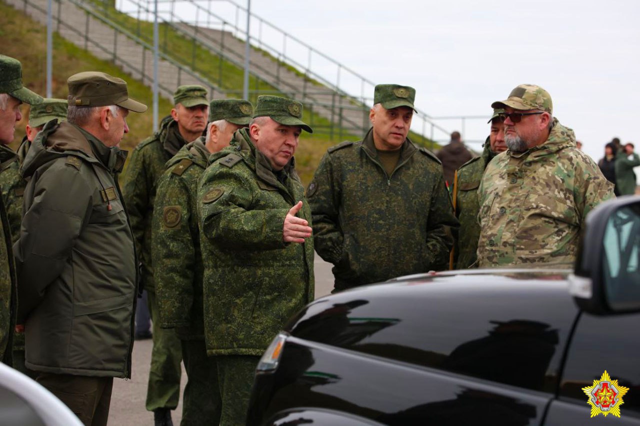 Лукашенко покажут беларусские беспилотники и новинки ВПК