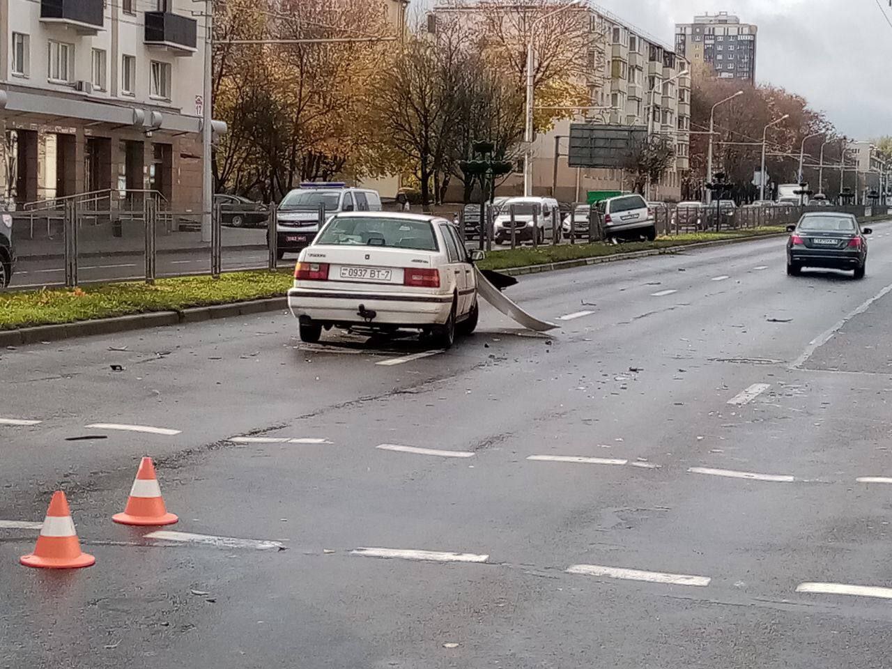 82-летний водитель на Volvo допустил ДТП в Минске
