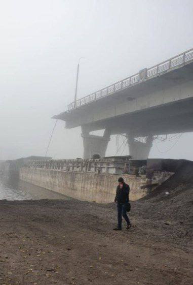 В Херсоне взорван Антоновский мост через Днепр