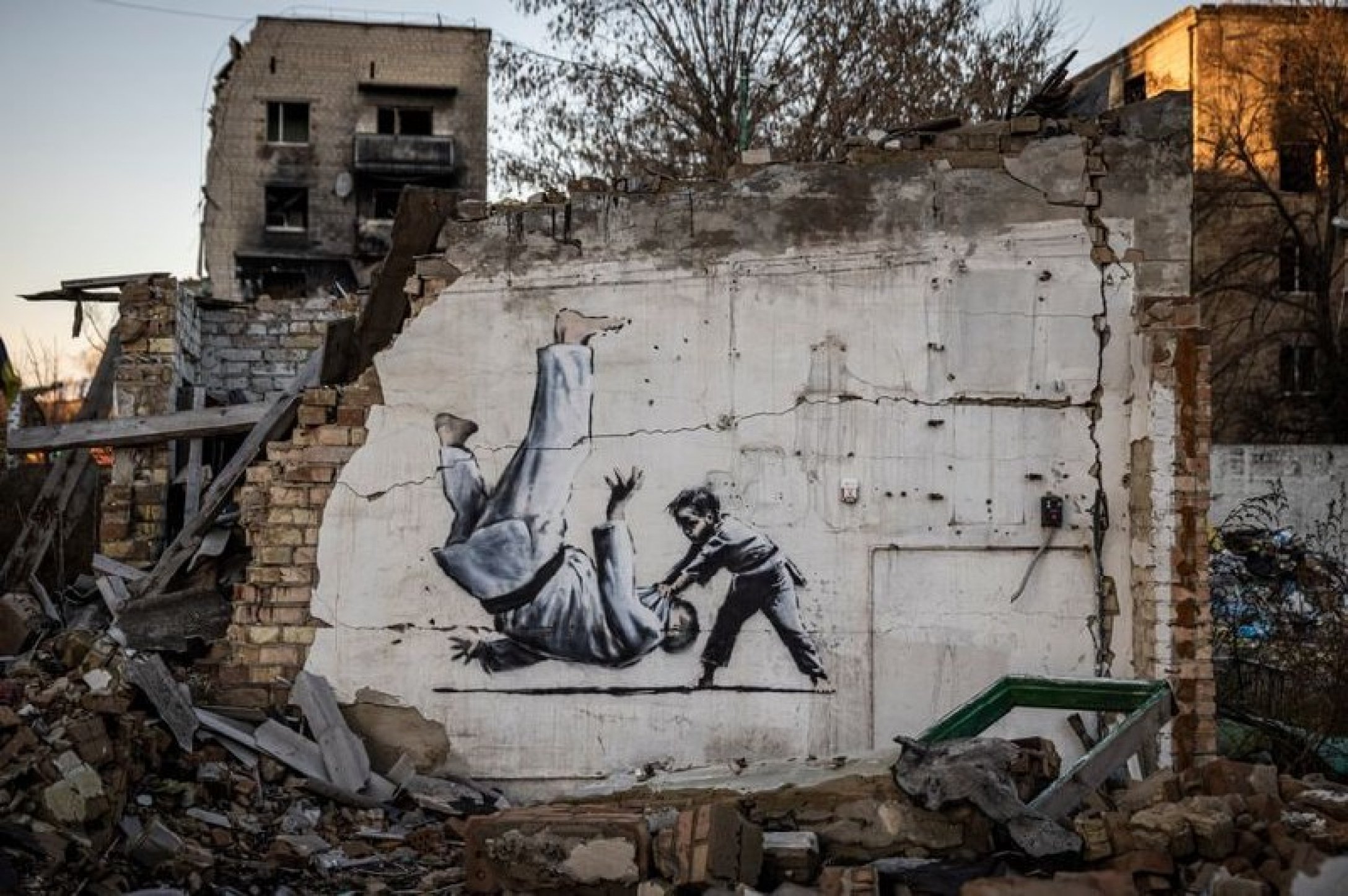 Banksy опубликовал граффити из Бородянки