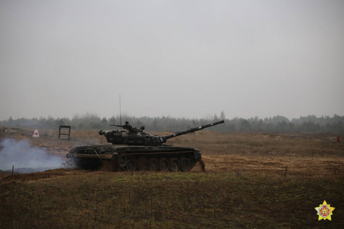 На Гожском полигоне прошли стрельбы из танка Т-72Б