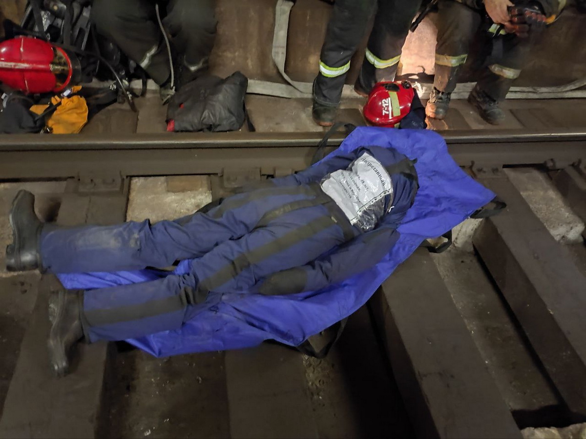В минском метро отработали тушение пожара и эвакуацию - фото, видео