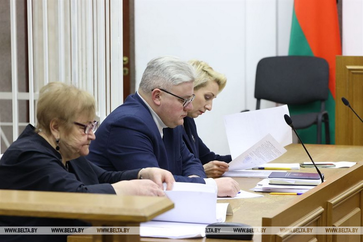 В Минске начался первый заочный суд. Обвиняемые не пришли - фото