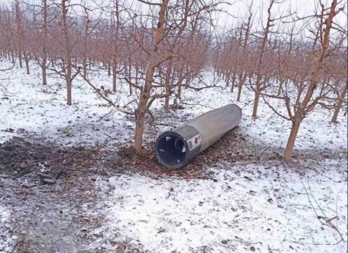 В Молдове возле украинской границы нашли упавшую ракету