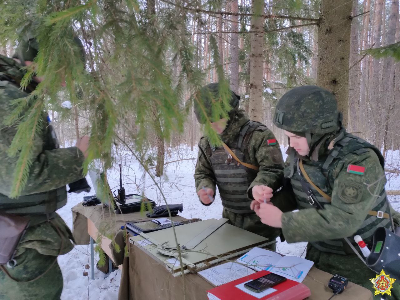 Минобороны показало форсирование Березины во время проверки боеготовности