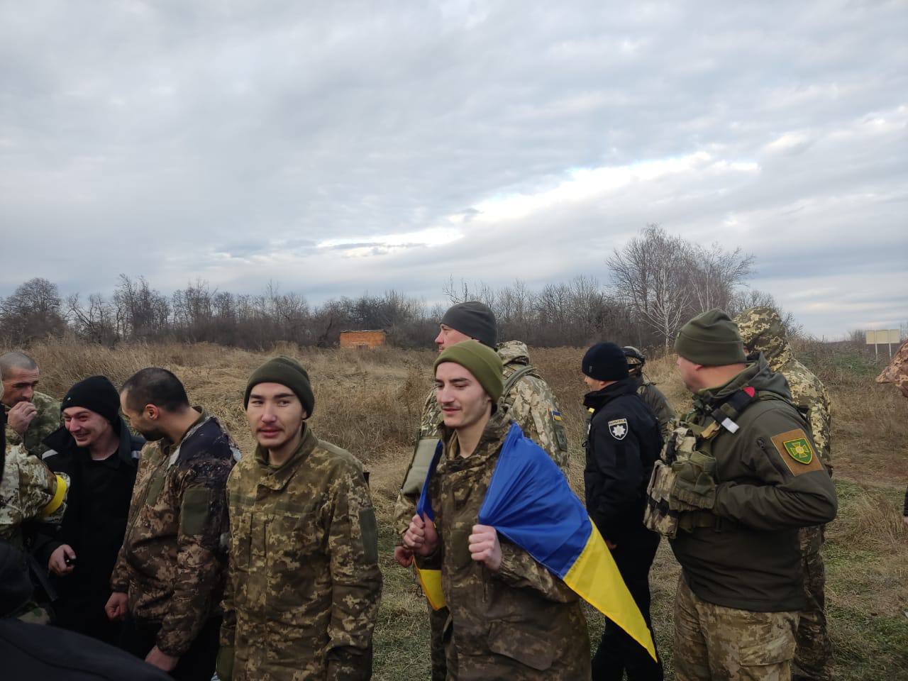 Украина вернула домой 50 пленных, в том числе из Еленовки