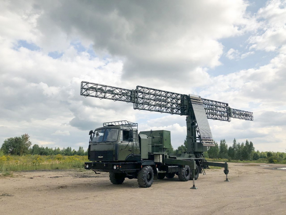 Беларусь приняла на вооружение модернизированный РСЗО "Ураган-М"