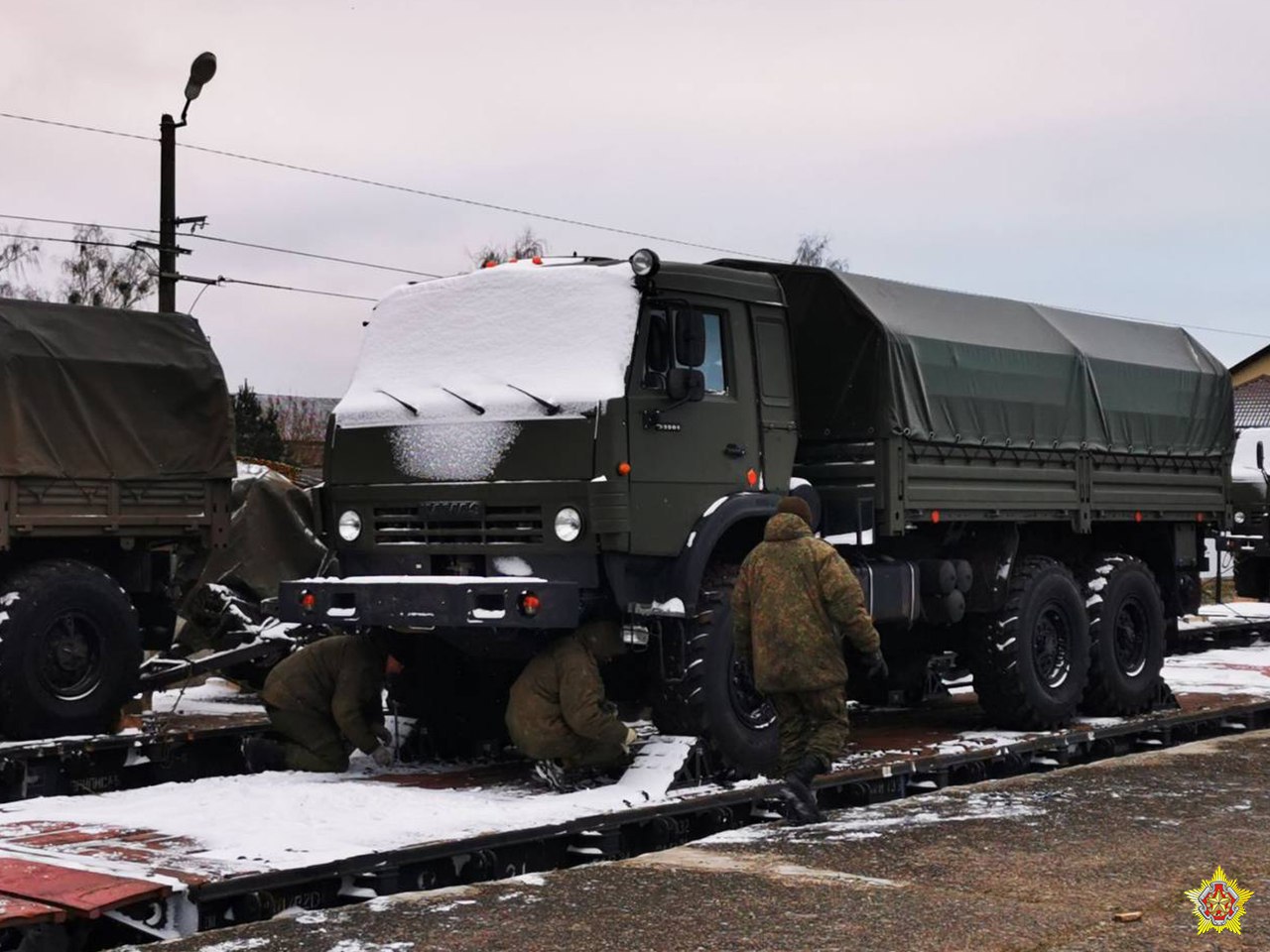 Новый эшелон с российской Z-техникой прибыл в Беларусь