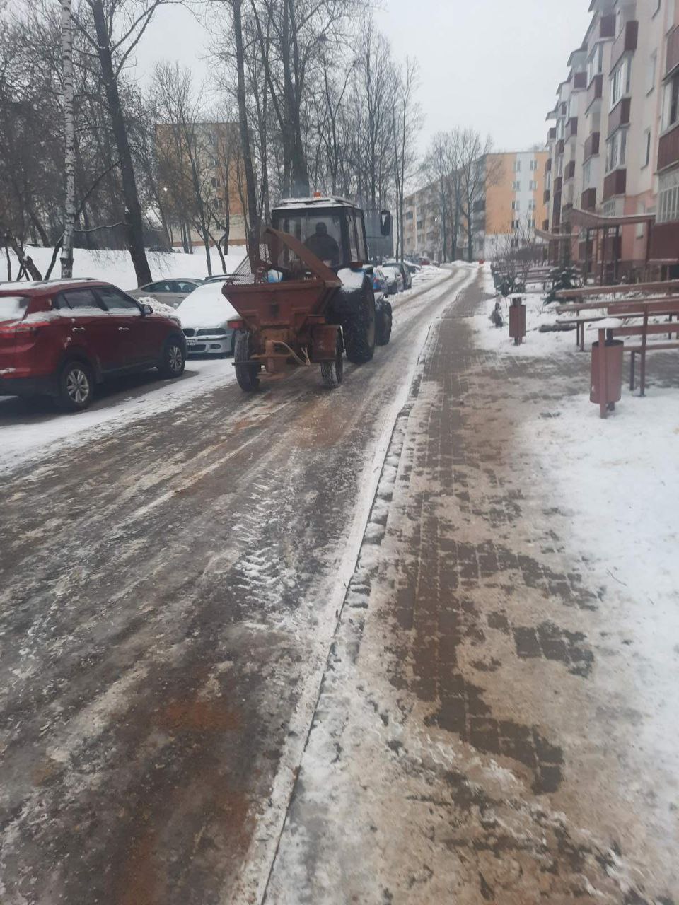 В Минске местами идет ледяной дождь