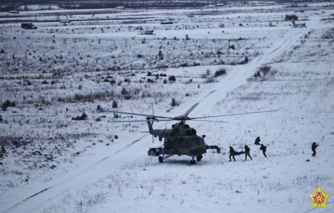 Беларусская и российская авиация отработали задачи в ходе учения