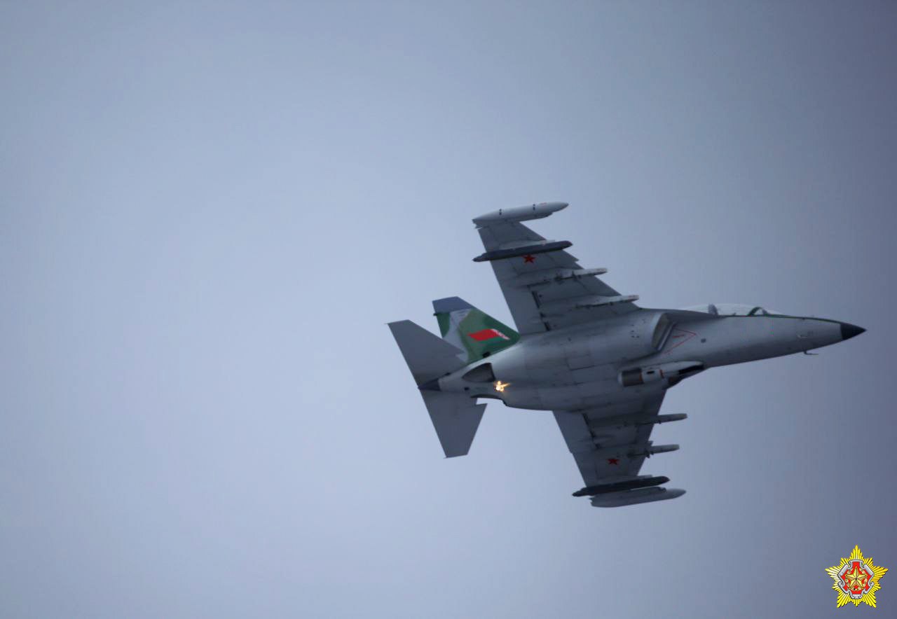 Беларусская и российская авиация отработали задачи в ходе учения