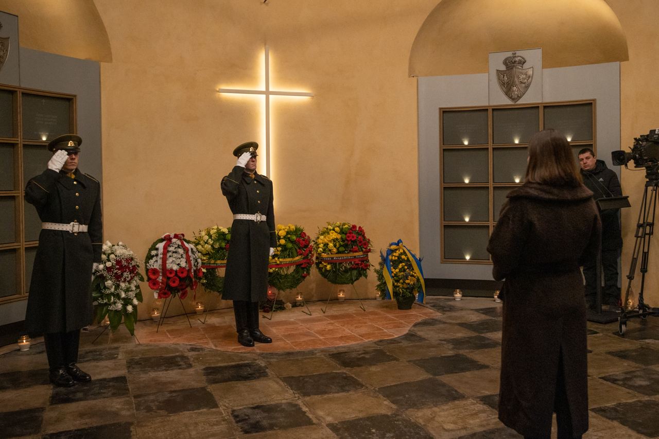 В Вильнюсе прошла церемония в честь 160-летия восстания Калиновского - фото, видео