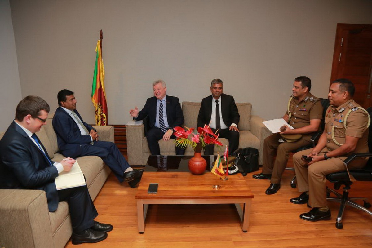 Посол Беларуси в Индии встретился с заключенными беларусками в тюрьме Шри-Ланки