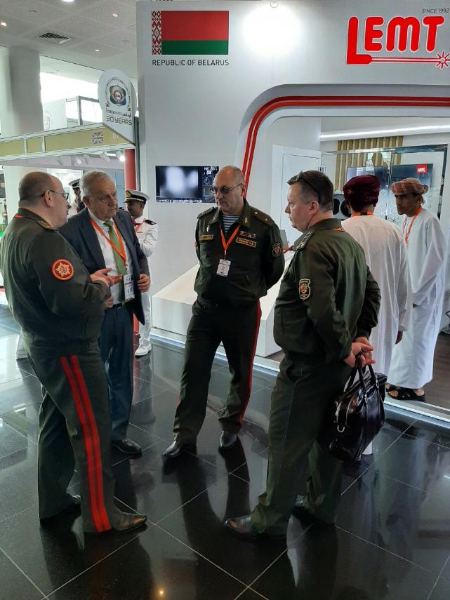 Минобороны отправило делегацию на военные выставки в Абу-Даби