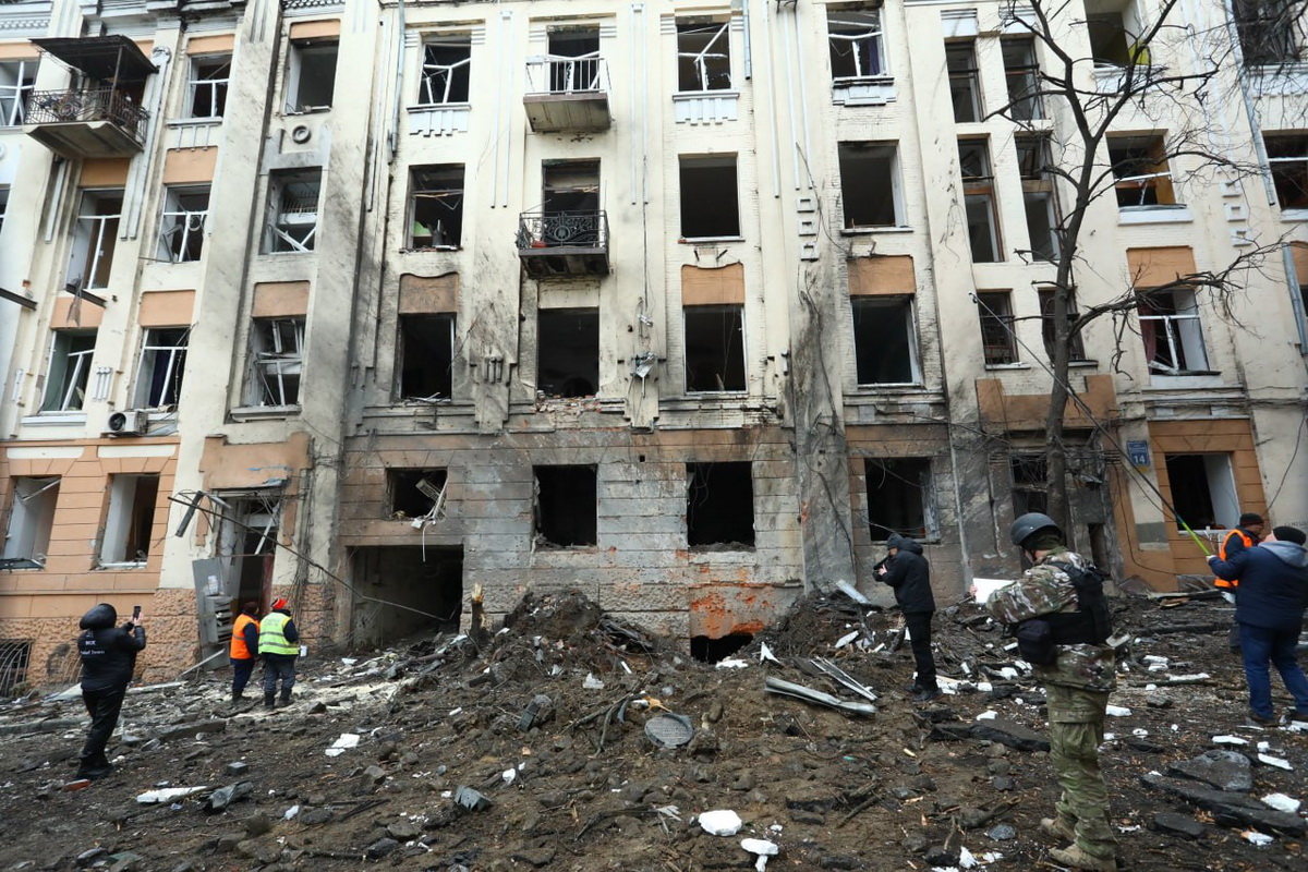 При обстреле центра Харькова пострадали 4 человека