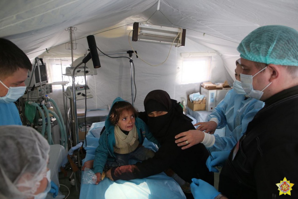 Беларусские медики работают в Алеппо - фотофакт